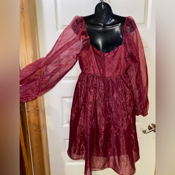 Altar'd State Women's Maroon Liz Babydoll Puff Sleeve Dress Size Large NWOT. - Picture 8 of 10